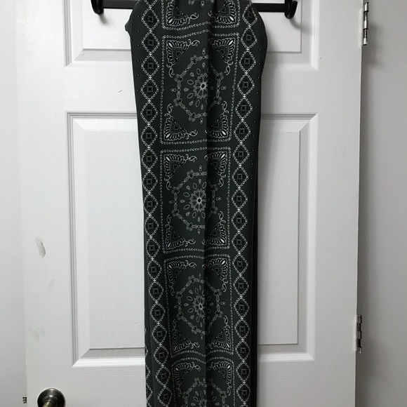 2 piece set: strapless cropped top and matching wide leg pants - Picture 3 of 4